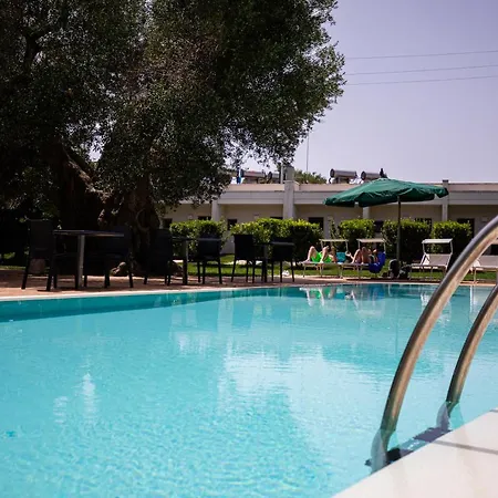 Hotel Catanzani Отель